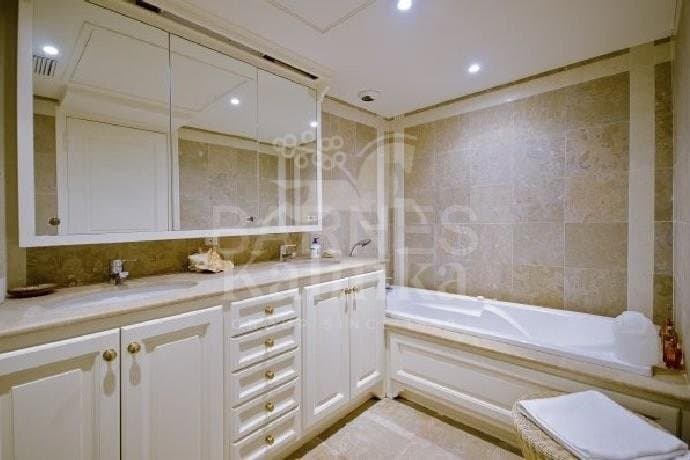 Apartment 70 m² — France